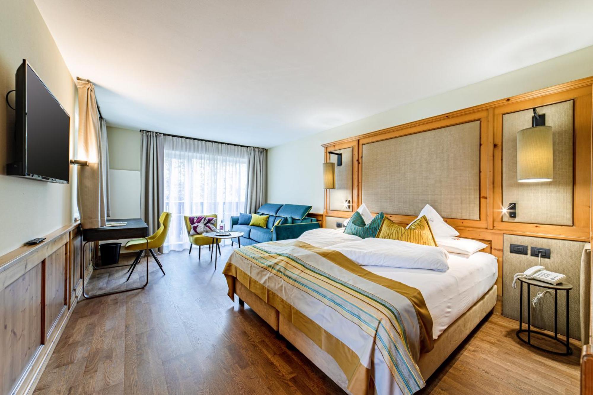 Wellnesshotel Erica Нова Поненте Екстериор снимка