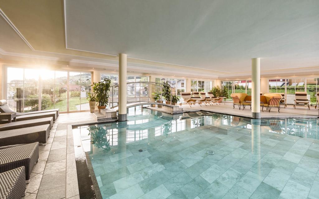 Wellnesshotel Erica Нова Поненте Екстериор снимка