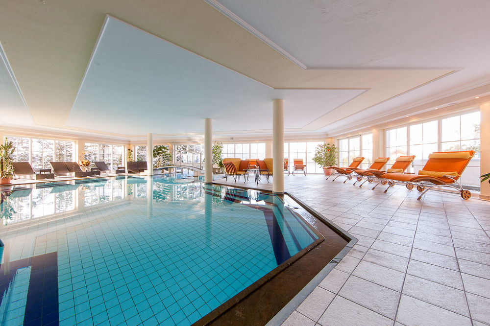 Wellnesshotel Erica Нова Поненте Екстериор снимка
